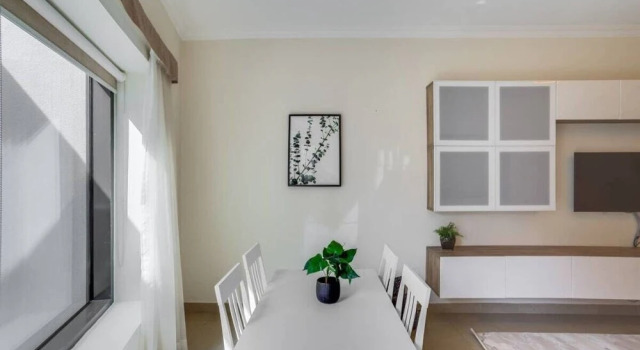 Spacious & Bright Apt In Marina, Sleep 6!, Забронировать Отель Дубай-Марина , рядом с Dubai Marina Yacht Club