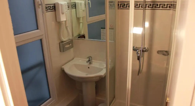 Номер Standard Hotel Imperial Paris