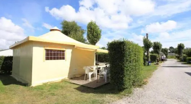 Camping Les Vertes Feuilles, Забронировать Кемпинг Кен Somme Bay