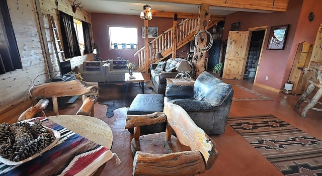 High Lonesome - Three Bedroom Cabin, Varaa Hotelli Alto New Mexico