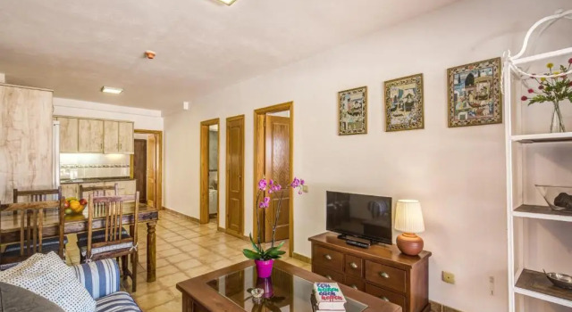 Апартаменты с 2 комнатами с видом на бассейн Granada II Apartments