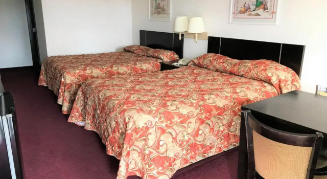Двухместный номер Standard American Inn & Suites