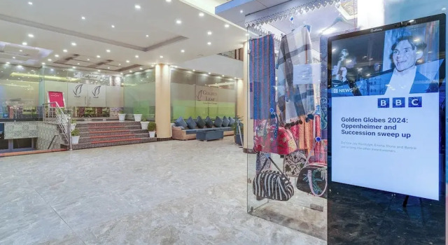 Hotel Golden Leaf Kashmir, Забронировать Отель Сринагар Jammu & Kashmir Ski