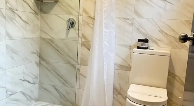 Трёхместный номер Standard c 1 комнатой Red Cedar Motel