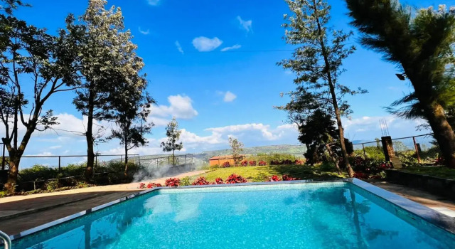 West Valley Villa Casa East