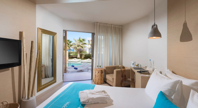Номер Standard The Island Hotel