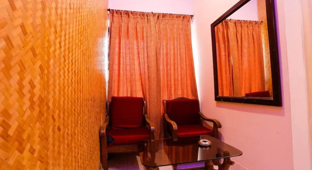 Hotel Santiniketan, Prenota Hotel Hotel a West Bengal con parcheggio, Parcheggio