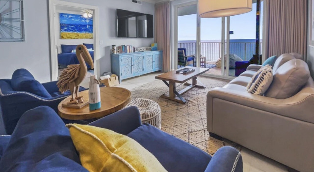 Emerald Isle 2 Bedroom Condo by RedAwning
