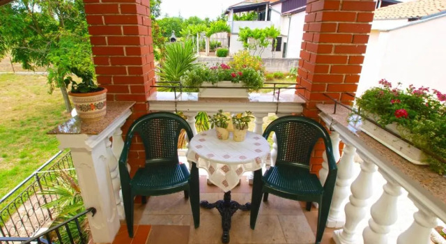 Апартаменты Apartments Milica 1391
