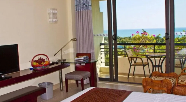 Двухместный номер Deluxe Palm Beach Resort & Spa