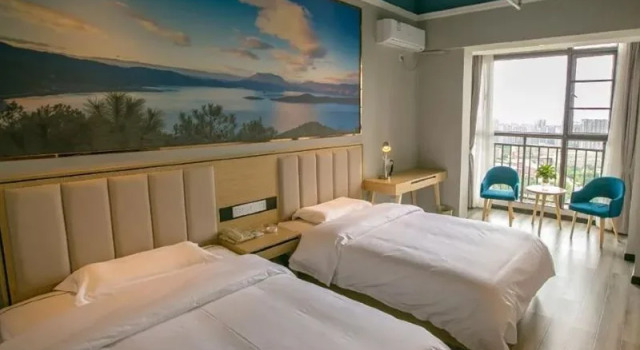 Fairyland Hotel (Kunming Chenggong High-Speed Railway Station), Rezerwuj Hotel Hotele w Kunming z parkingiem, Parking