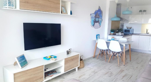 Апартаменты Apartamento Deluxe en BenalBeach