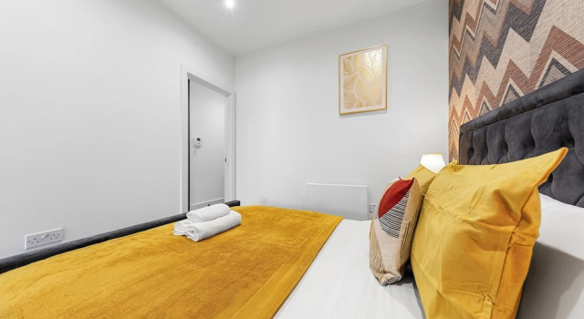 Hayes Haven - Charming 1 Bedroom Apartment, Забронировать Апартаменты/квартира Отели Middlesex с парковкой, Парковка