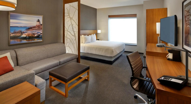 Hyatt Place Warwick/Providence Airport, Забронировать Отель Провиденс штат Род-Айленд