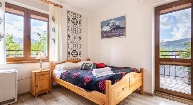 Apartamenty Zakopane Krupówki, Book Apartment Hotels in Tatras with Parking, Parking