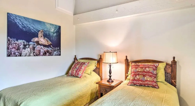 Beachfront Lahaina Condo w/ AC: Featured on Hgtv!
