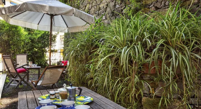 Апартаменты Relax in giardino a due passi dal porto