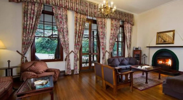 Jenolan Caves House, Prenota Hotel Jenolan New South Wales