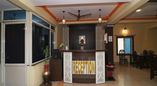 OYO 22889 Hotel Shree Ji, Забронировать Отель Отели штата Махараштры 3 звезды, 3*