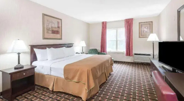 Номер Standard Ramada by Wyndham Groton Mystic