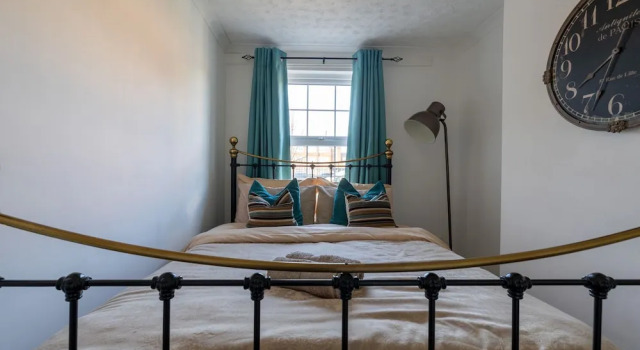 Captivating 4-bed House in Dartford, Rezervasyon Tatil Evi Merseyside villalar, Villa