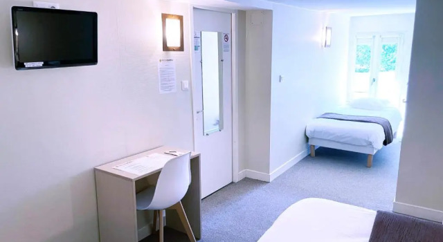 Трёхместный номер Classic Abelha Hôtel Le France