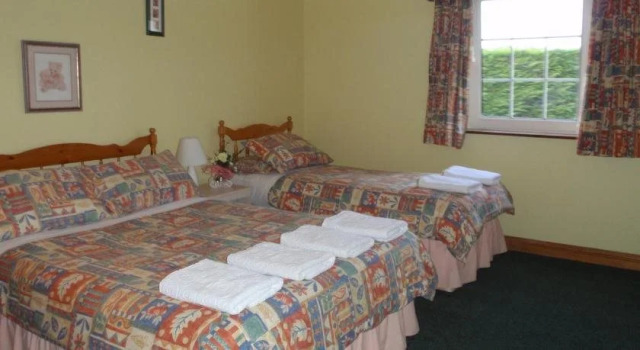 Rookery Mews Apartments - Killarney Self Catering, Book Apartment Hotels in Kerry with Parking, Parking