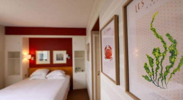 Двухместный номер Superior с видом на сад Hôtel La Baie des Anges, son SPA marin & sa piscine couverte