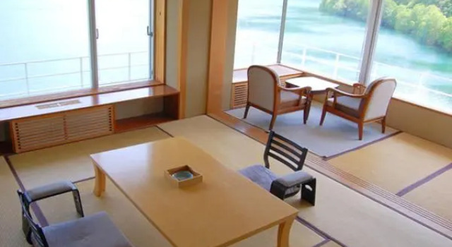 Номер Deluxe Shikaribetsu Kohan Onsen Hotel Fusui