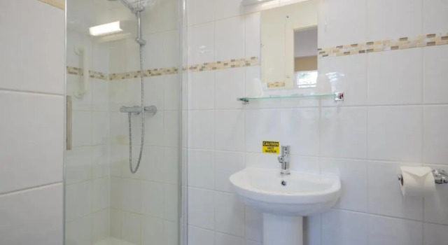 Номер Standard Somerset Hotel