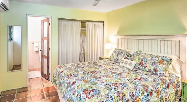 Bright St Thomas Getaway W/pool, 3Mi to Magens Bay, Varaa Hotelli St. Thomas Saint Thomas