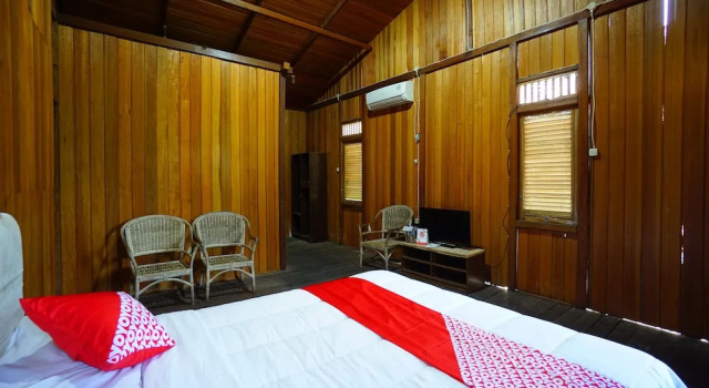 Golden Lake Resort by OYO Rooms, Prenota Resort Manado 