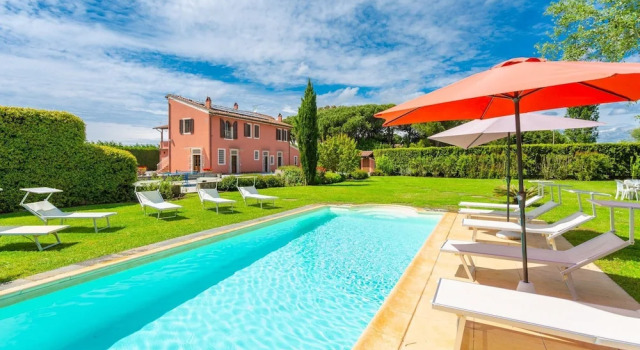 Коттедж Villa Rossa Large Private Pool WiFi