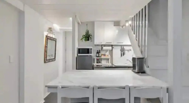 Апартаменты Stylish Loft Apt in CBD w/ King Bed I Zodiak Stays