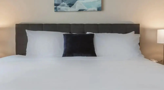 Апартаменты Kasa Relax in Your Spacious 1BD Pet Friendly Milwaukee