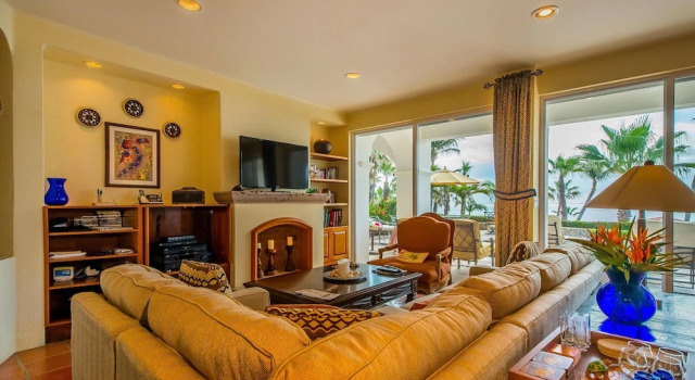 Golfers Paradise Across From Palmilla Beach at Villas del Mar 212