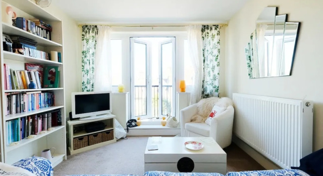Cosy, Modern 1BR Kilburn Flat for 4
