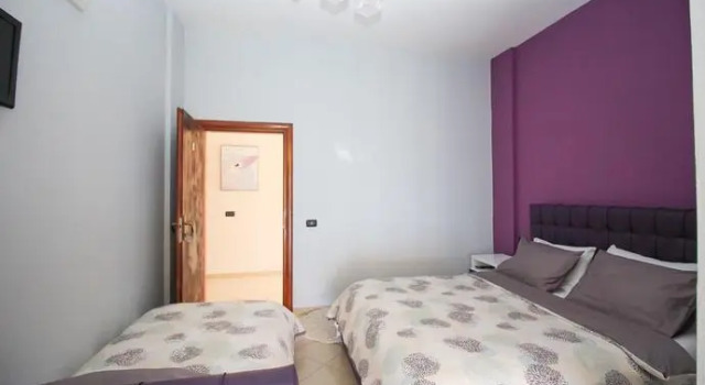 Hotel Zhironi