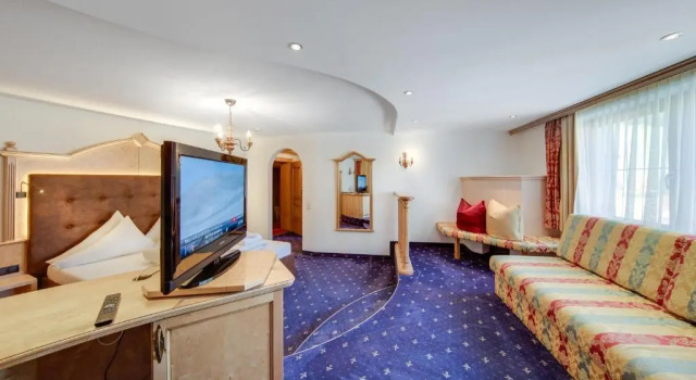 Полулюкс Hotel Albona