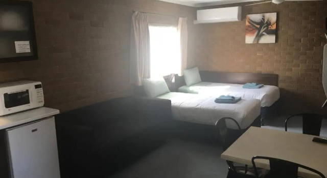 Номер Standard Camellia Motel