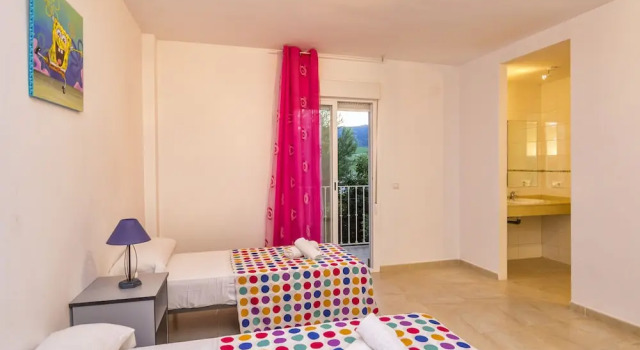 Апартаменты с 4 комнатами Apartamentos Turísticos Zahazar