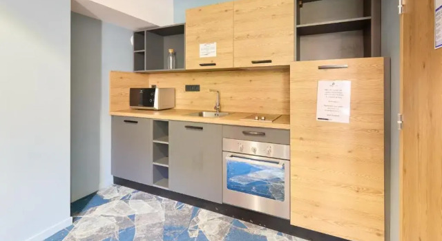 Кровать в общем номере Hotel Base Camp Lodge - Les 2 Alpes