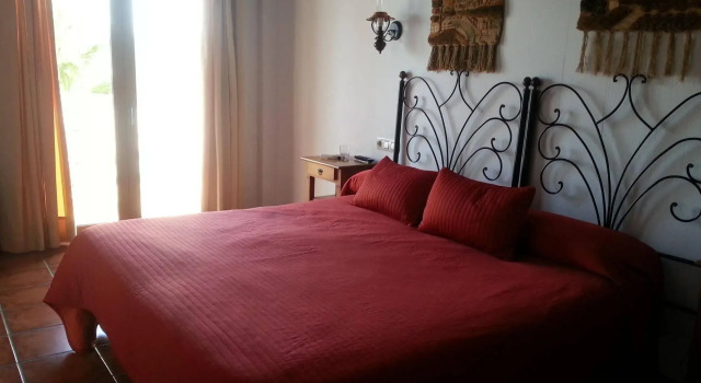 Hotel Rural Almazara