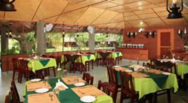 Royal Village, Забронировать Отель Отели Коччи 3 звезды, 3*