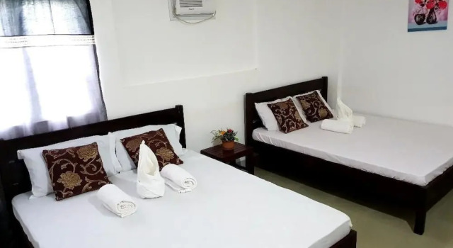 Апартаменты Deluxe Jodie's Place Transient House and Apartment