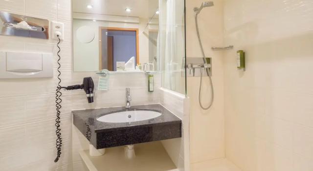 Одноместный номер Standard с видом на город Hotel Adler Zürich
