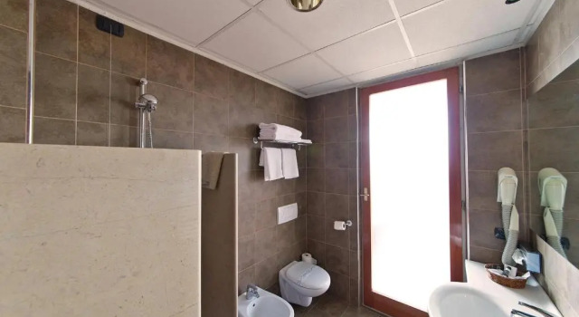 Семейный номер Standard с частичным видом Hotel Smeraldo