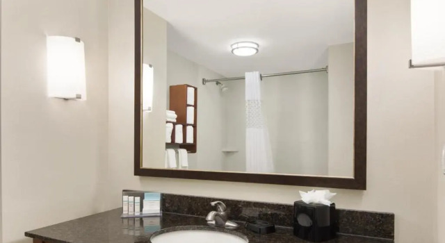 Четырёхместный номер Deluxe Hampton Inn Columbus/South-Fort Benning