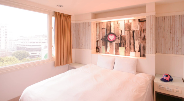 Kiwi Express Hotel - Zhong Zheng Branch, Забронировать Отель Отели Тайчжун 3 звезды, рядом с Chung Shan Hall, 3*