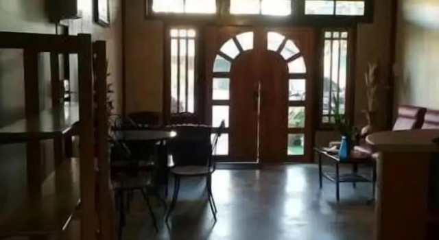Sawang Guesthouse, Buchen Sie Pension Ban Sawang Yai 